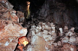 Центральный зал пещеры Дублянского