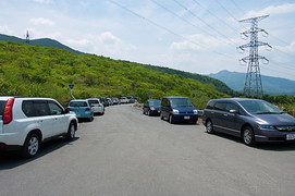 満車の笹谷峠