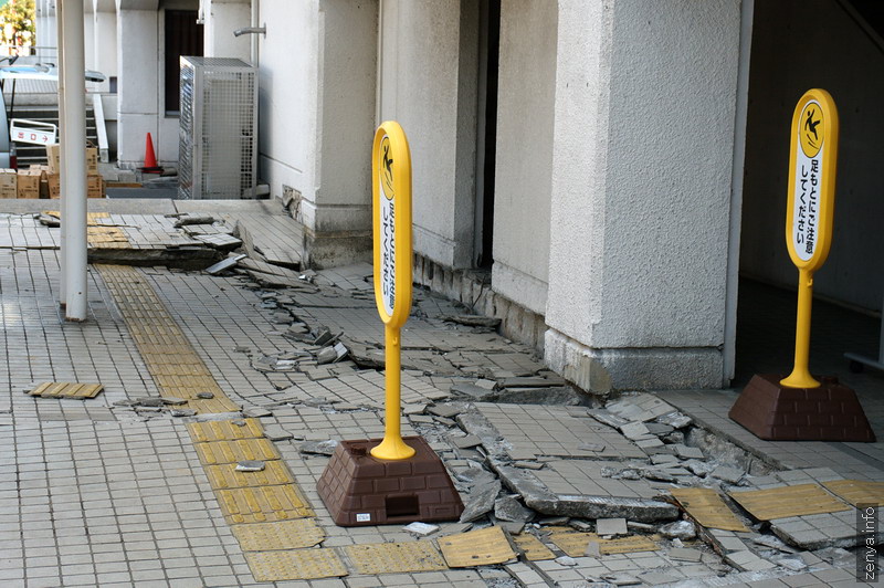 地震後の水戸市役所付近