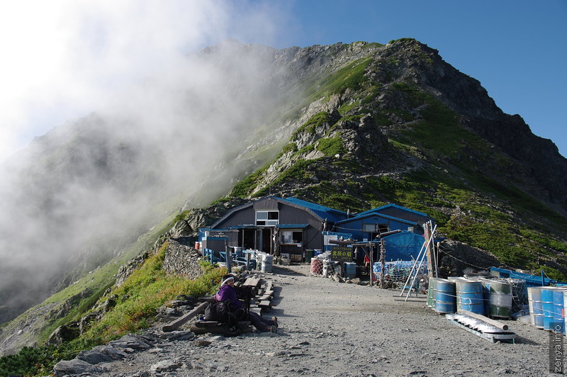 肩ノ小屋と北岳