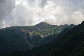 前白根沢と北岳